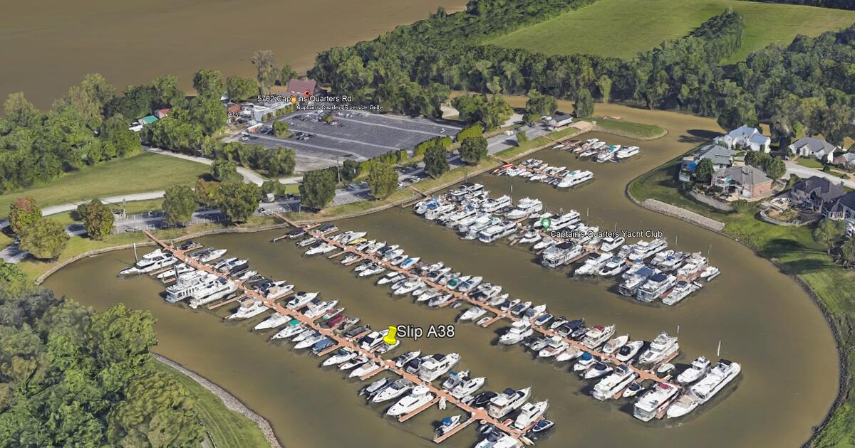 Captain's Quarters Yacht Club Marina Boat Slip for Lease or Sale for