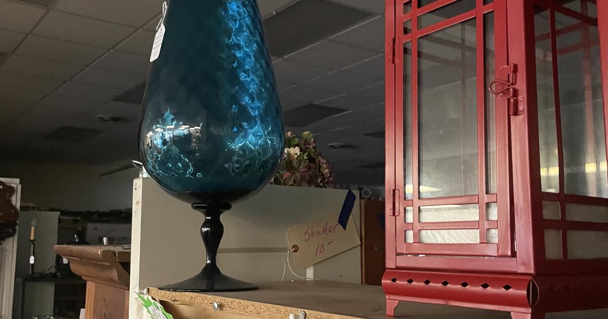 Closing Antique Store In Lewisville in Winston Salem, NC For Sale