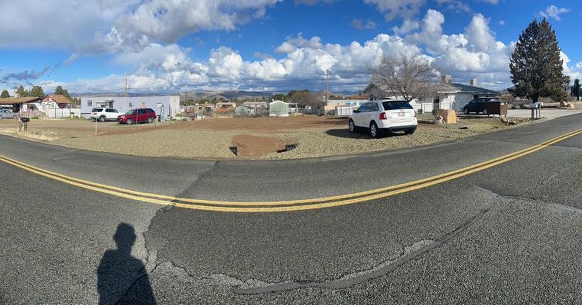 Commercial lot in Cordes Lakes AZ 86333 for 37500 in Mayer, AZ For