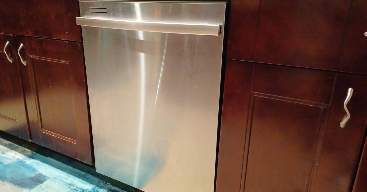 DiswasherWhirlpool Gold Quiet Partner III for 50 in Atlanta, GA