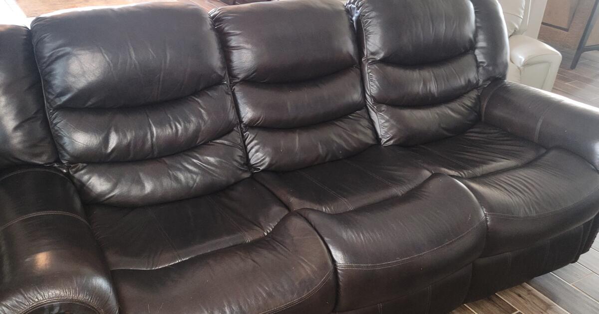 gently used couch for 400 in Litchfield Park, AZ For Sale & Free