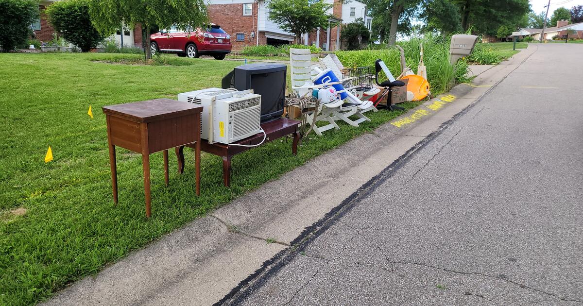 Curb alert. Everything FREE! for Free in Cincinnati, OH | For Sale ...