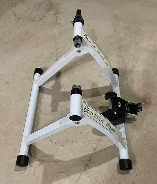 AccelaVelo Mag X Indoor Magnetic Bike Trainer For 30 In Ellicott City MD For Sale Free Nextdoor