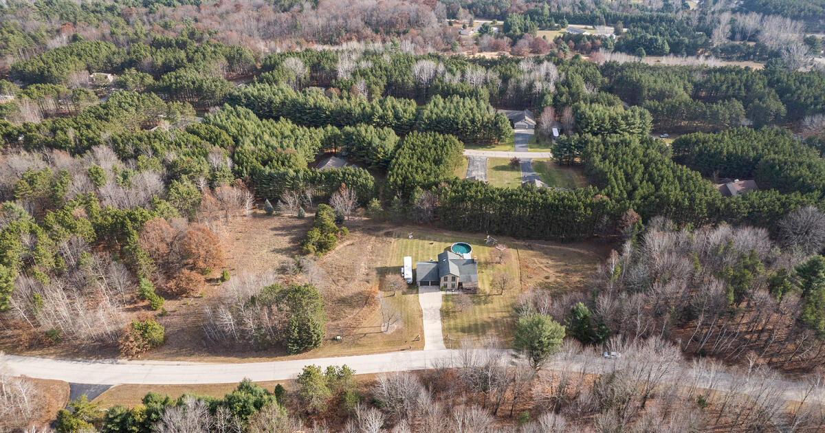 562 Bucks Lane, Sobieski in Sobieski, WI For Sale & Free — Nextdoor