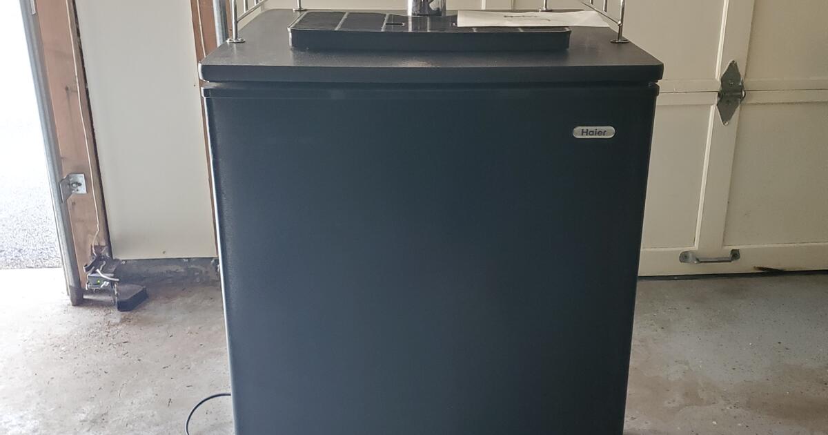 Kegerator Beer Refridgerator Haier Brand for 275 in Stamford, CT