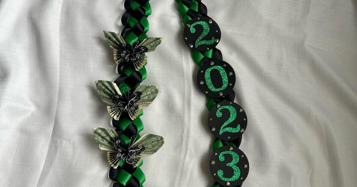 KPark Graduation Lei for 60 in Kingwood, TX Finds — Nextdoor