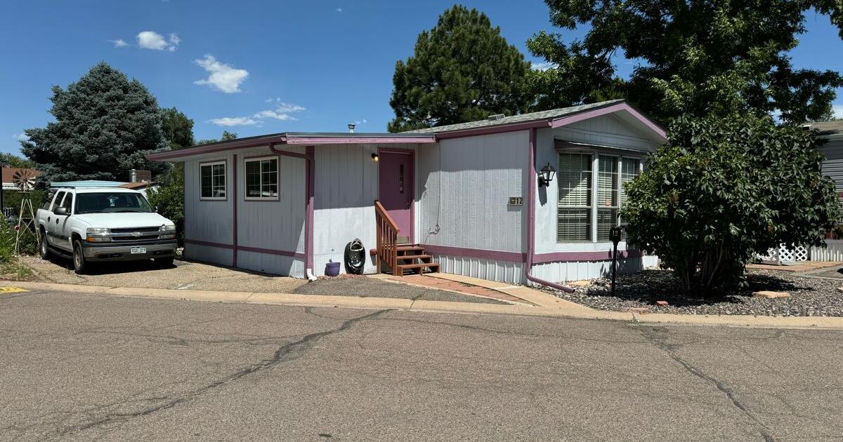 Manufacture Home in Park for 38000 in Littleton, CO For Sale & Free