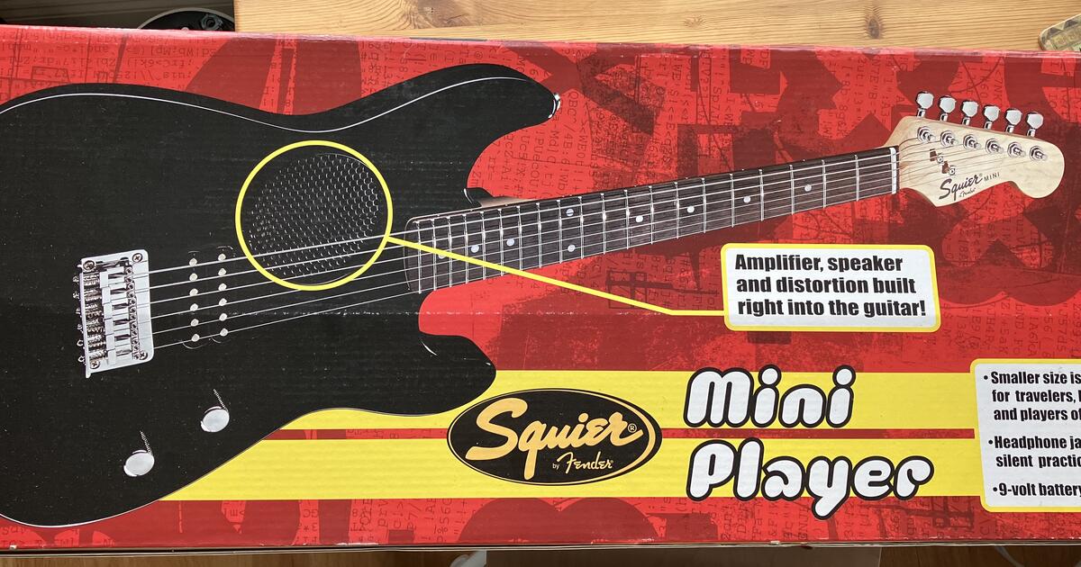 Fender Squier Mini Player Stratocaster Electric Guitar with builtin speaker for 150 in