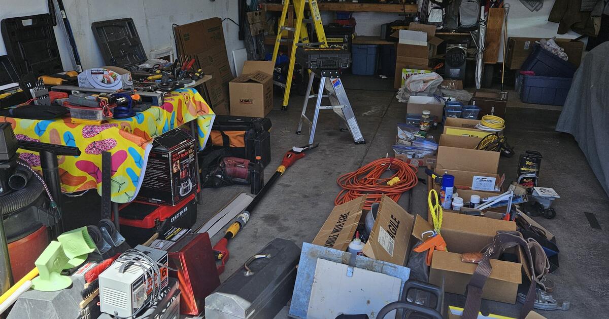 moving, handyman tool sale Friday 3rd and Saturday 4th 9:00 to 5:00 for ...