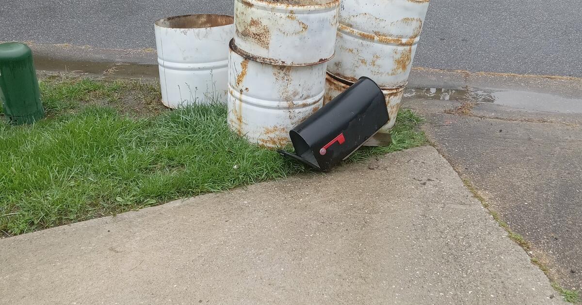 Free Metal Barrels for Free in Virginia Beach, VA For Sale & Free