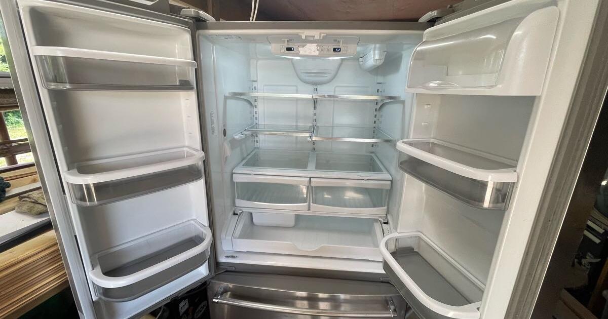 Kitchenaid Stainless Fridge 25 cu foot for 275 in Baton Rouge, LA