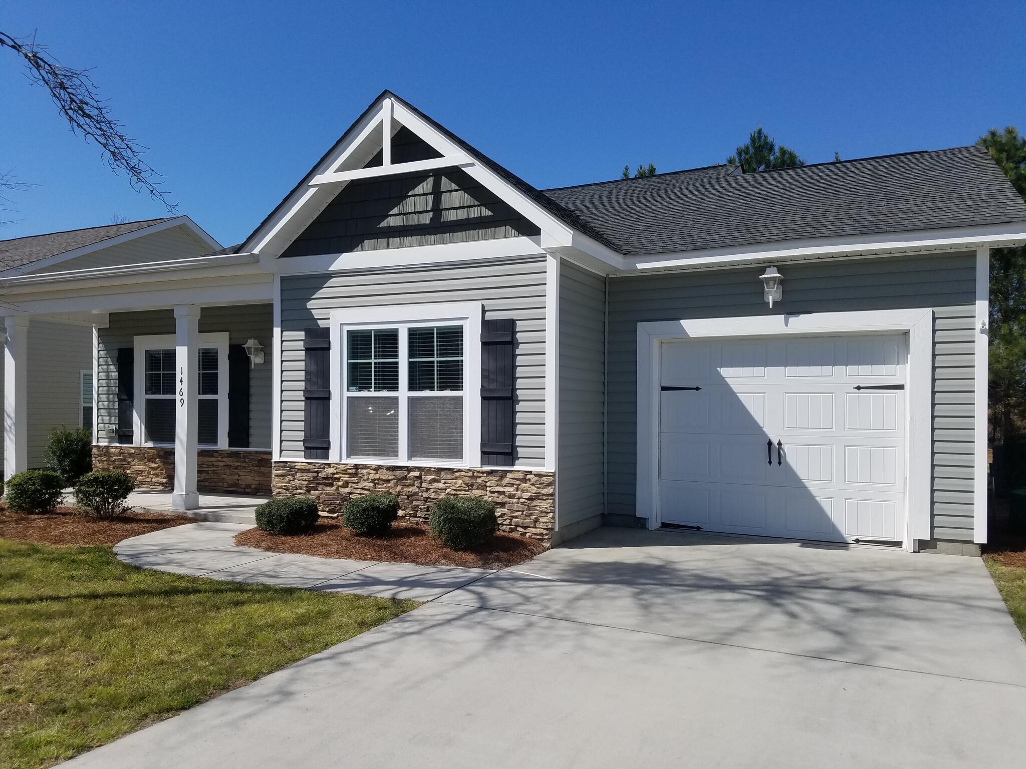 House Rental New South Bridge Available January 2024 for 1950 in