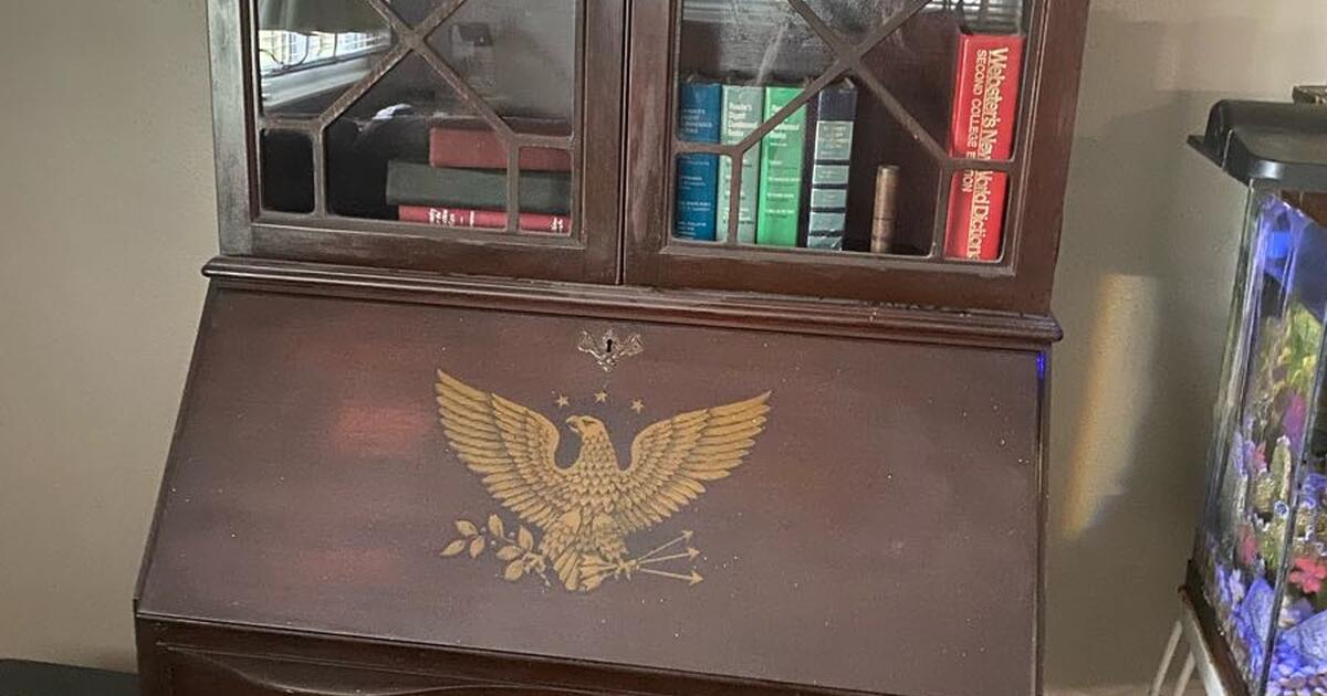 Desk for $200 in Beverly Hills, FL | For Sale & Free — Nextdoor