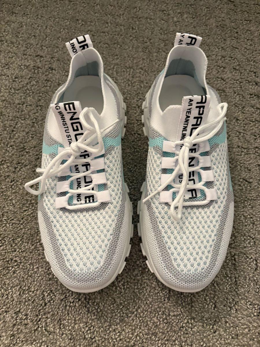 Size 9 White and blue Sneakers