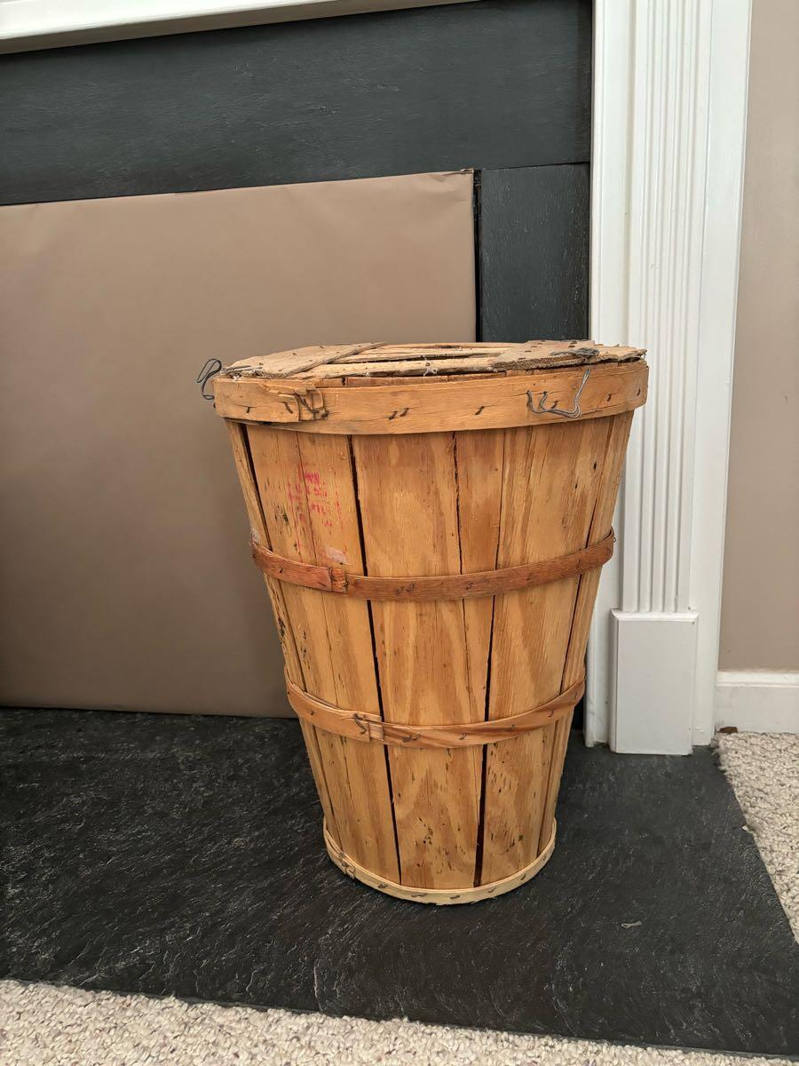 Vintage Full Size Bushel Basket With Lid Wooden Slat Orchard Basket for