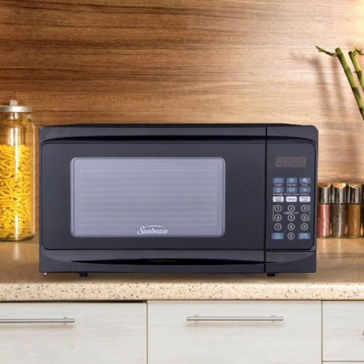 Sunbeam 0.7 cu ft Countertop Microwave - Black (SGCMV807BK-07) for