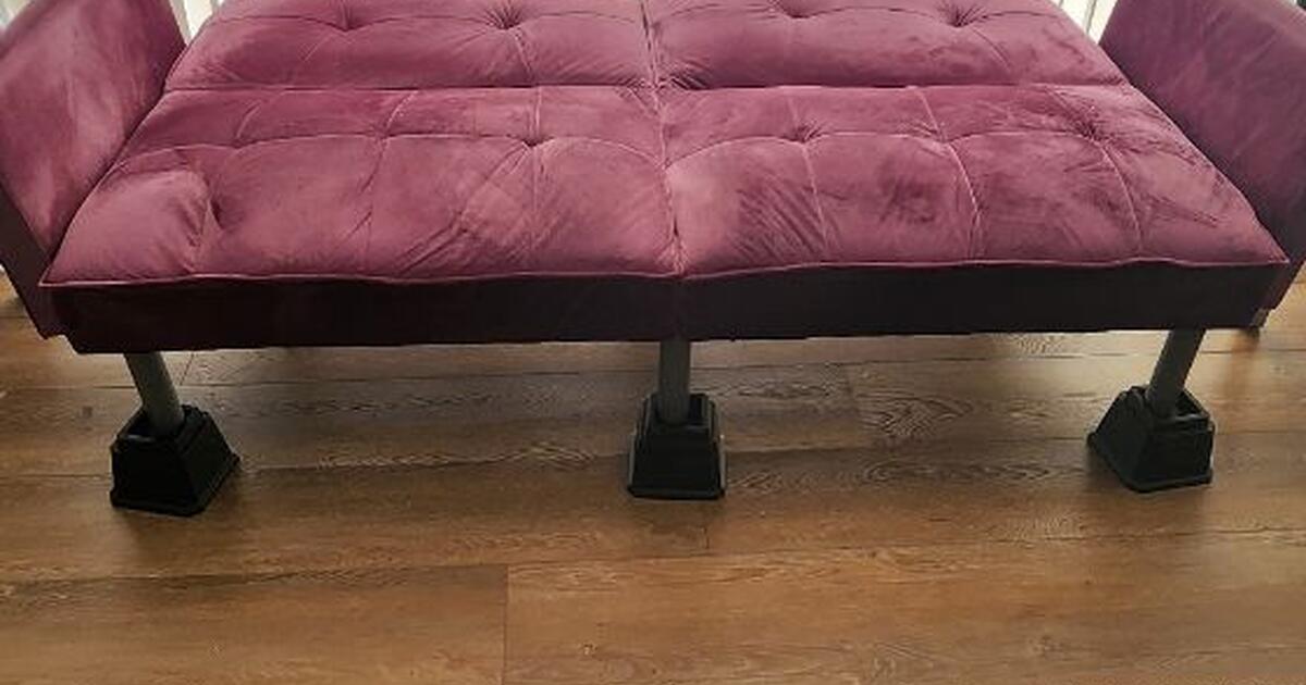 Purple Sofa/ futon for Free in Washington, DC Finds — Nextdoor
