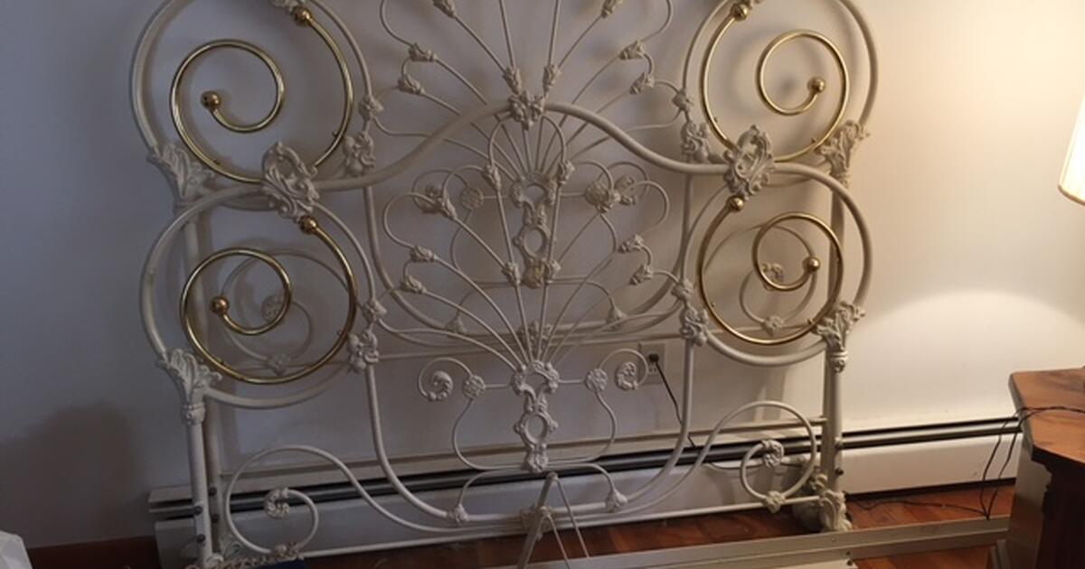 YARD SALE NASHUA 10/28 10 am 3 Kern Drive for 1 in Nashua, NH