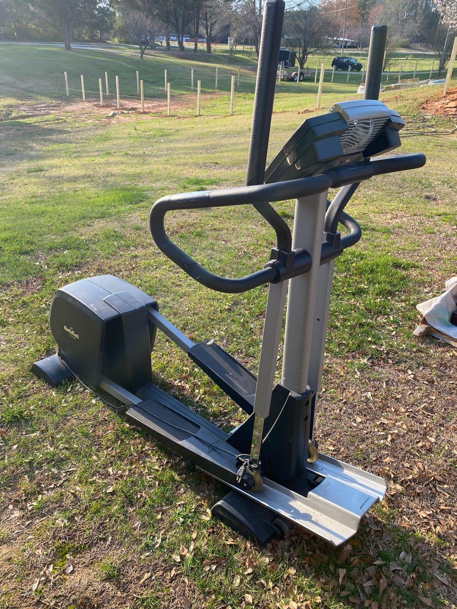 NordicTrack CX 990 elliptical for Free in Ball Ground, GA For Sale