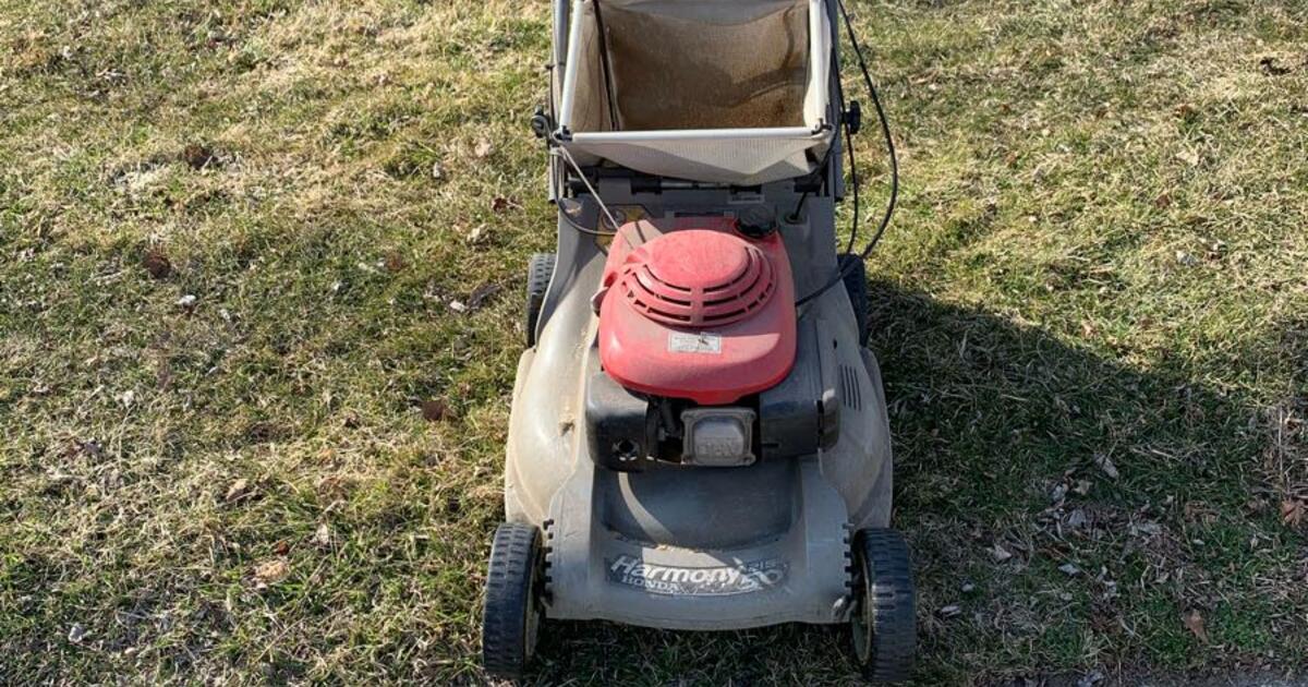 Honda Lawn Mower For Free In Naperville IL For Sale Free