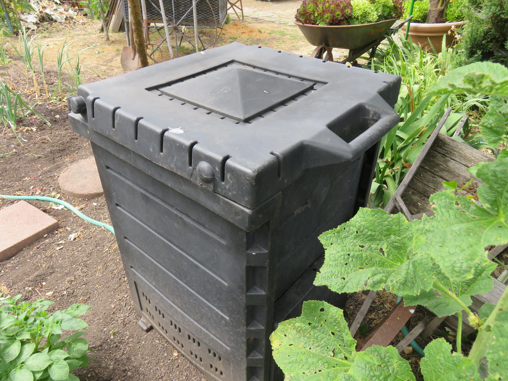 Compost bin-private message me for Free in Kenwood, CA | For Sale ...