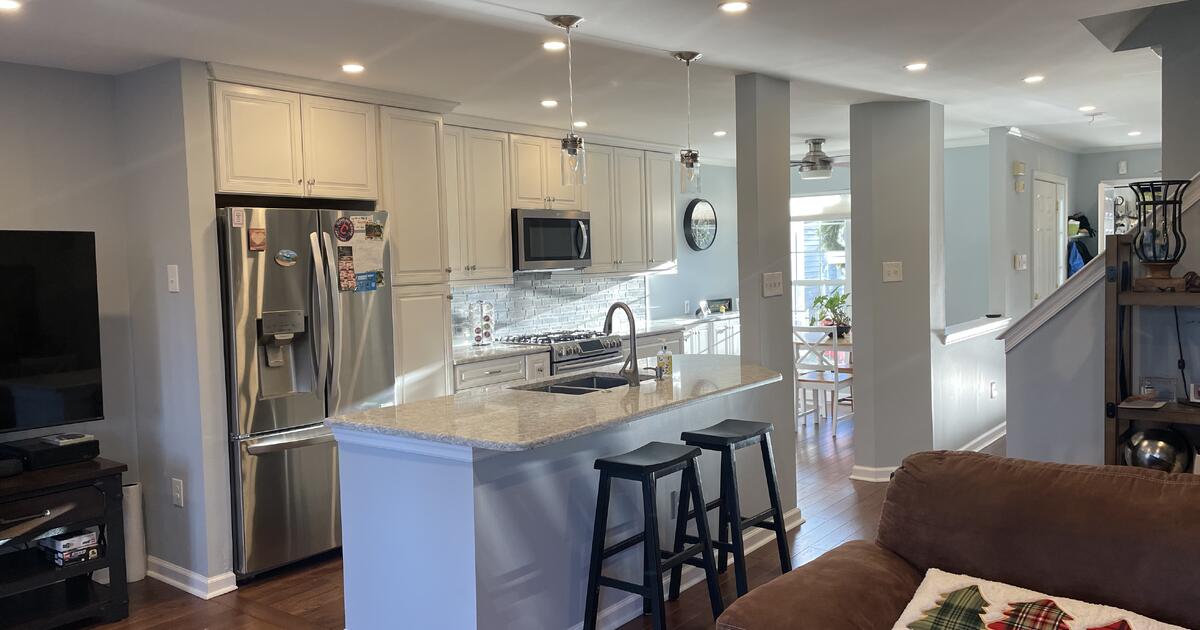 135 Stewarts Ct, Charlestown Hunt, 4/5 BR, remodeled for 450000 in Phoenixville, PA For Sale