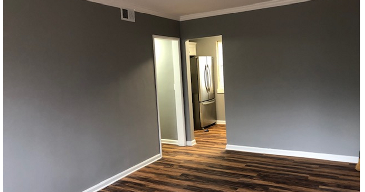 Beautfiully Renovated Lewis Village Condominium for Rent for 1225 in