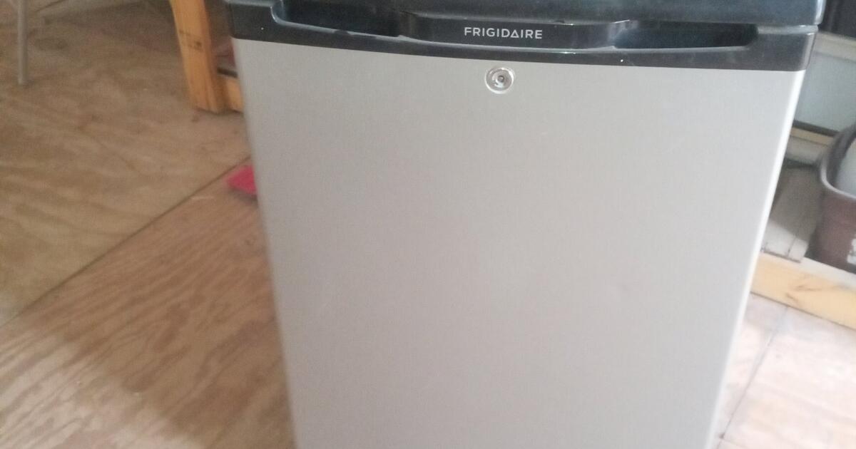 Mini Dorm Refrigerator for 50 in Germantown, TN For Sale & Free