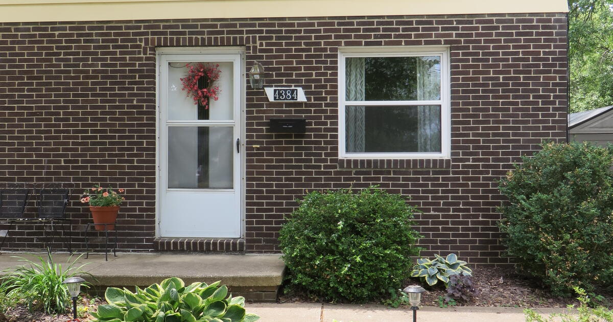 2 Bedroom Duplex for Rent Stow for 895 in Stow, OH For Sale & Free