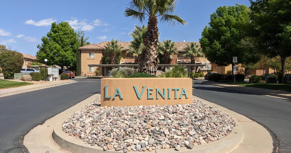 3 bed 2 ba condo at La Venita Condos in Washington for 1795 in St