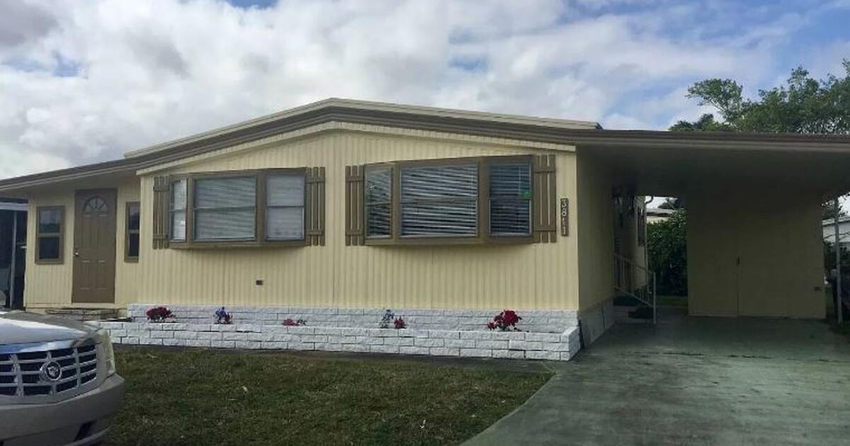 Rental in Ellenton Over 55 Community for 1850 in Bradenton, FL For