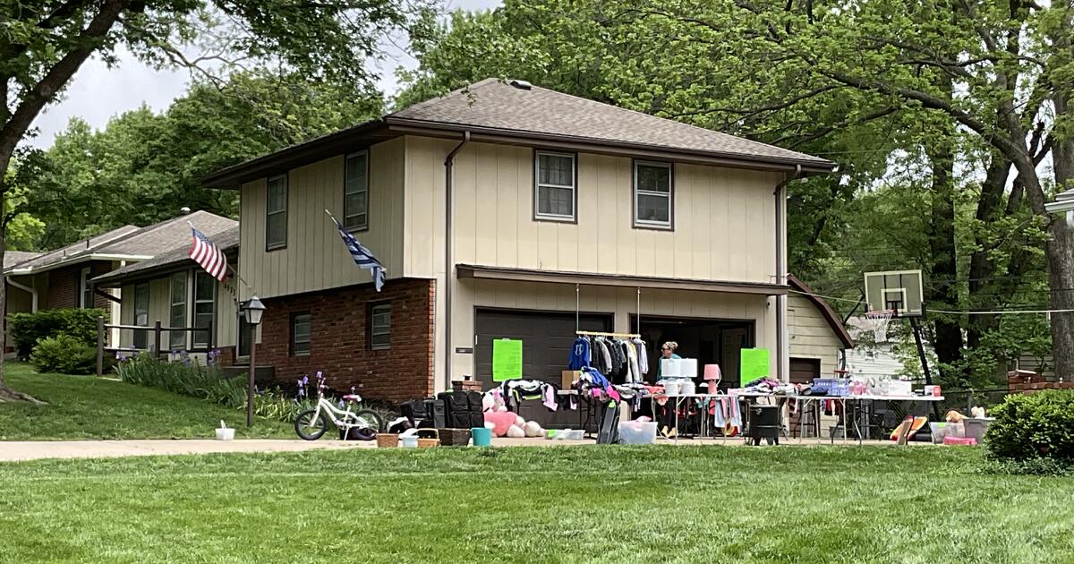 Two Garage Sales going on today only 69th and Stearns st Shawnee KS in