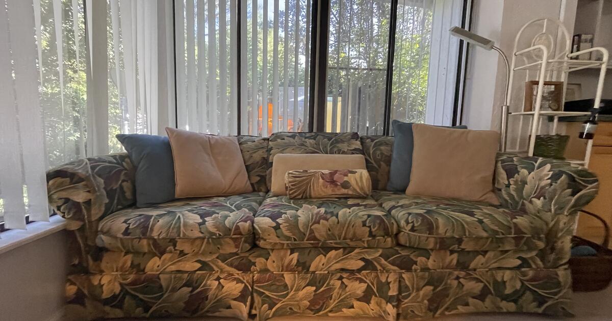 Drexel Heritage Couch for Sale for 125 in Jacksonville Beach, FL For