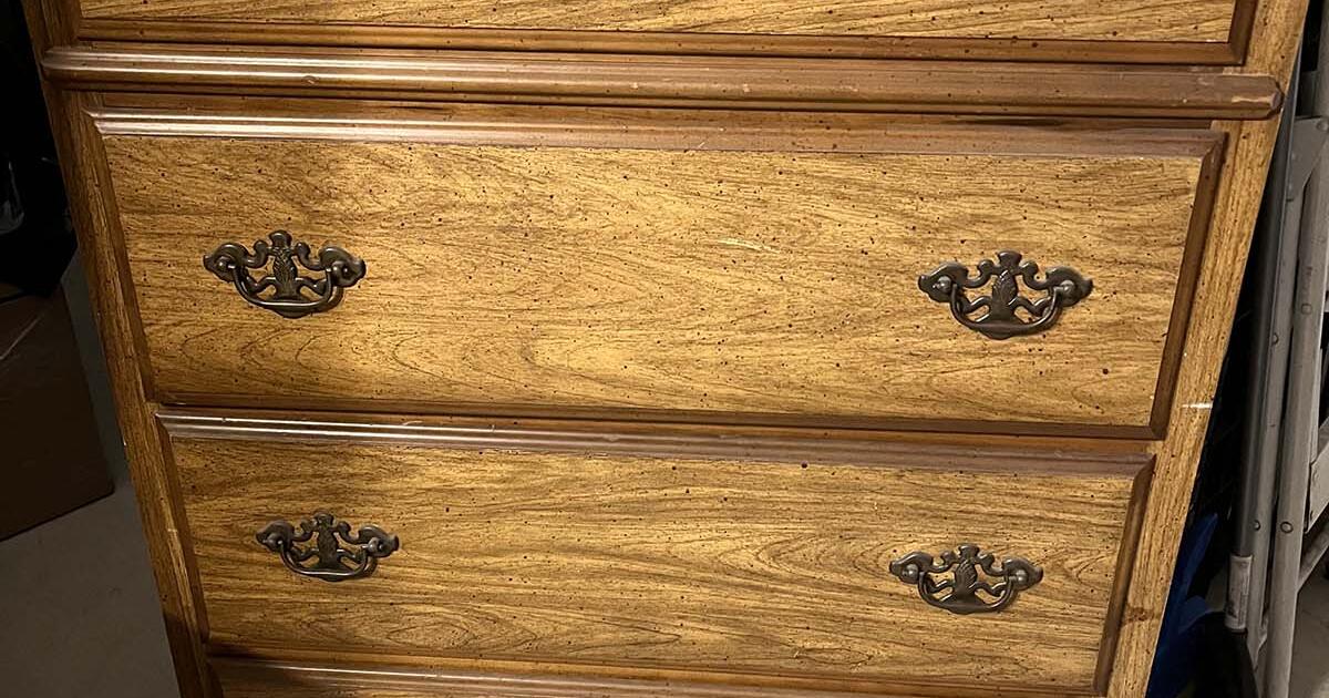Used Chest of Drawers for Free in Frisco, TX For Sale & Free — Nextdoor