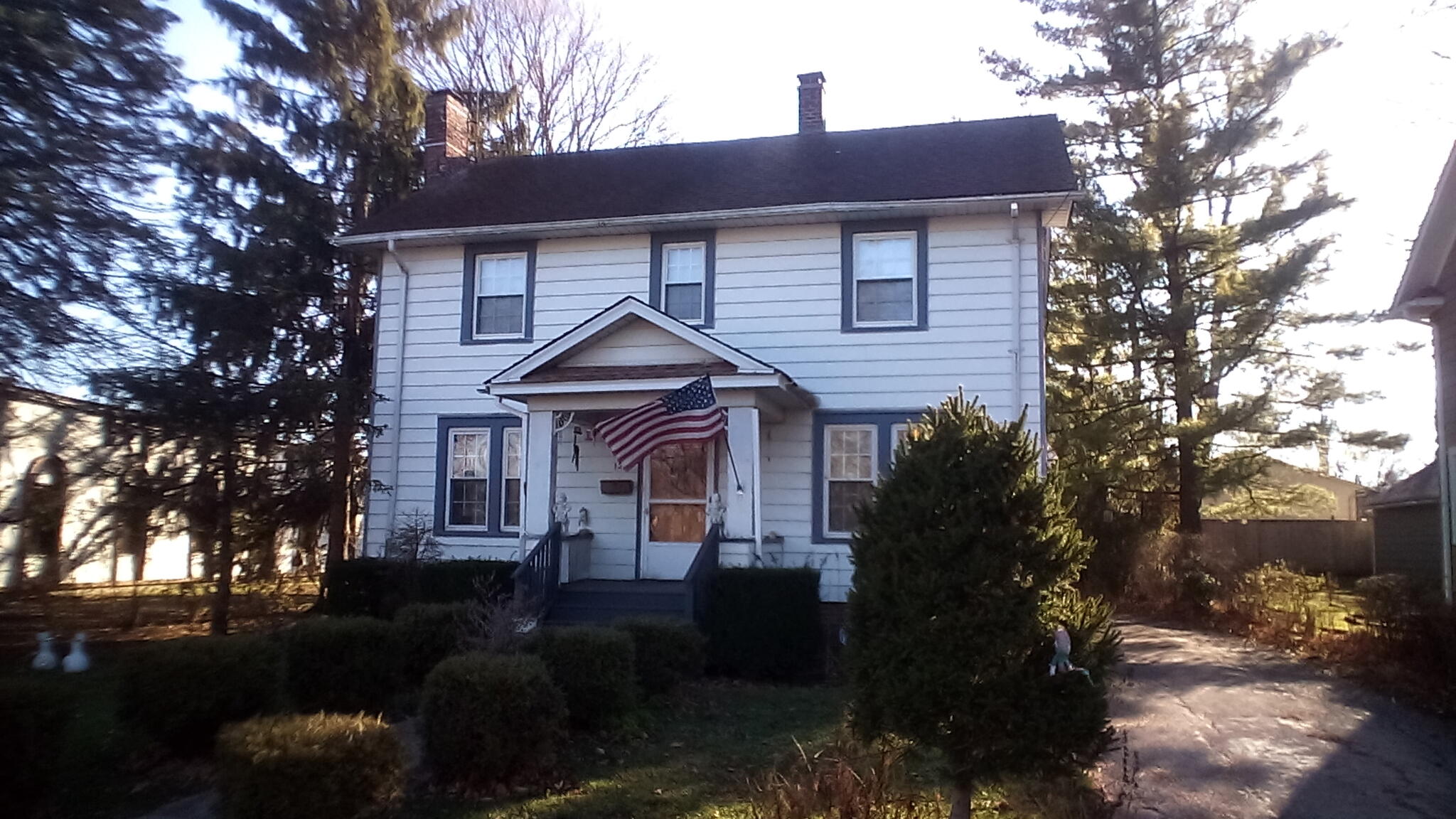 Accepting offers no realtors please for Free in Libertyville, IL For Sale & Free — Nextdoor