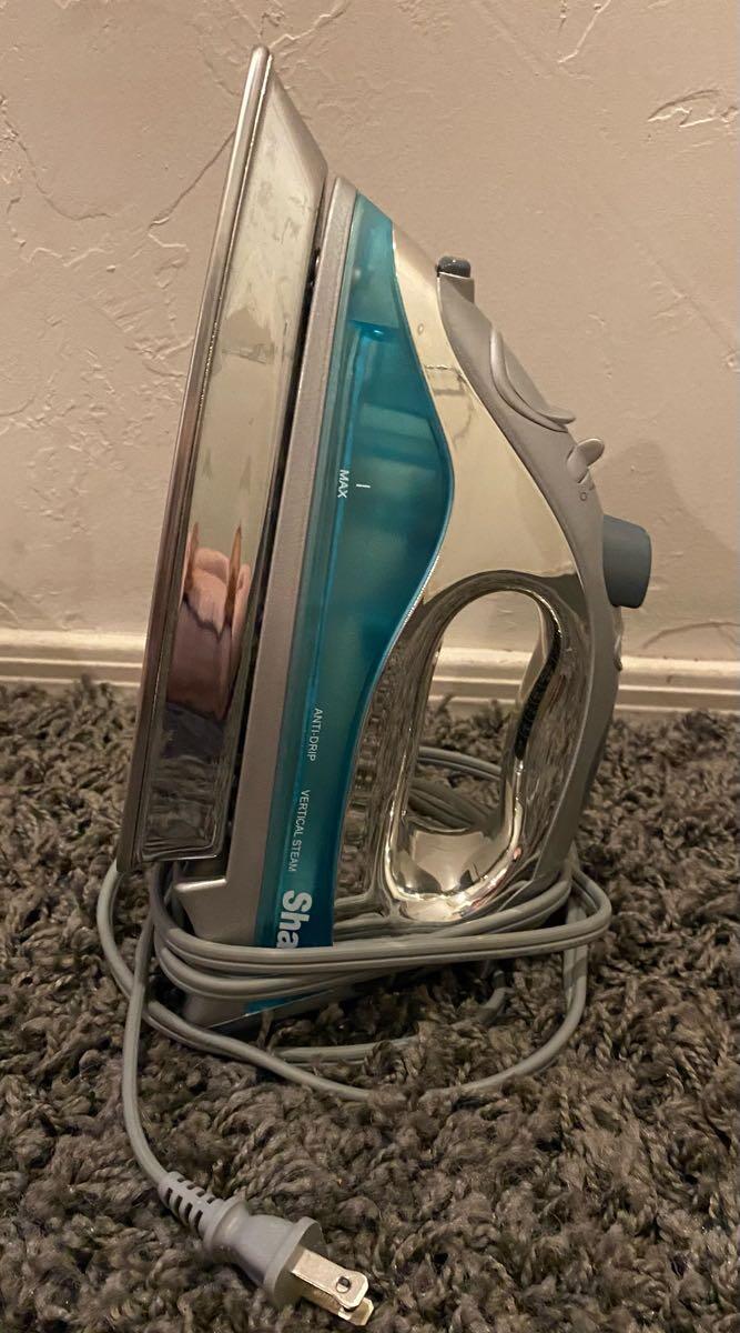 shark vertical steam iron