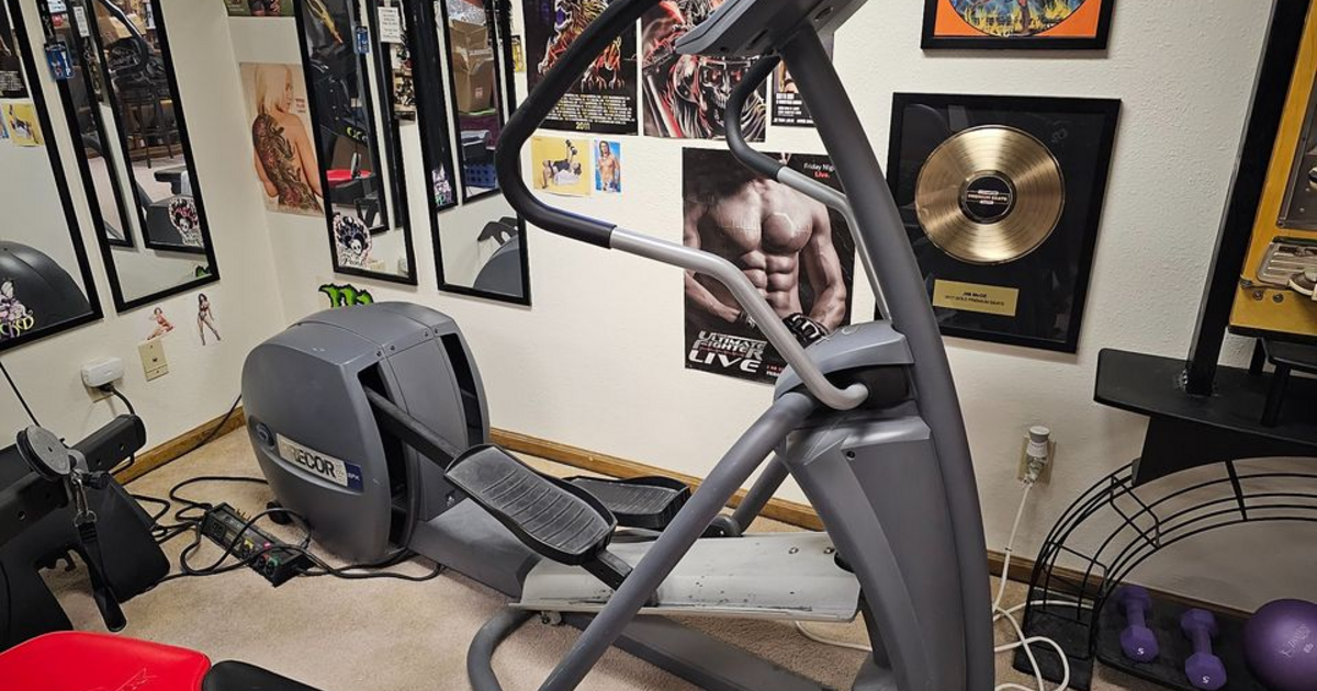 Precor Elliptical EFX 5.23 for $50 in Aurora, CO | For Sale & Free ...