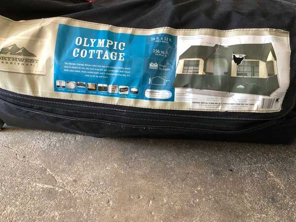 Olympic Cottage Tent Sleeps 10 For 90 In New Rochelle NY For