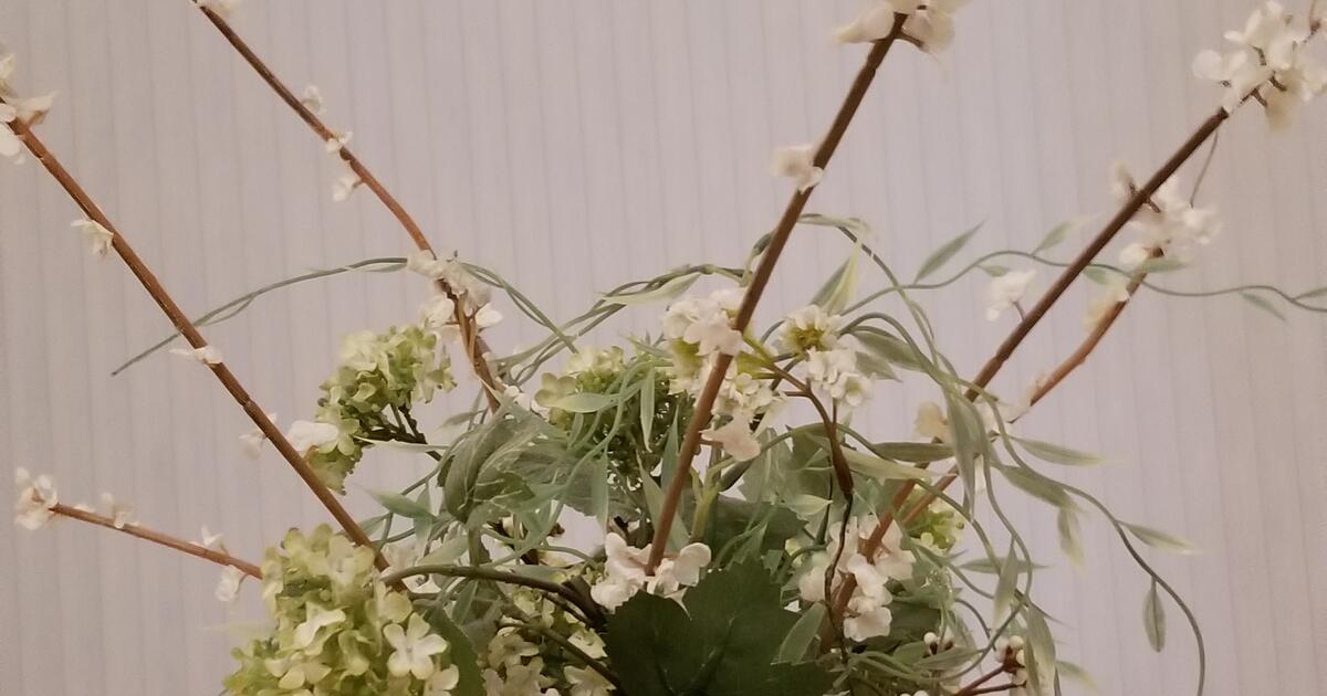 Artificial Flower Arrangement in Vase with Shells for 10 in Sarasota