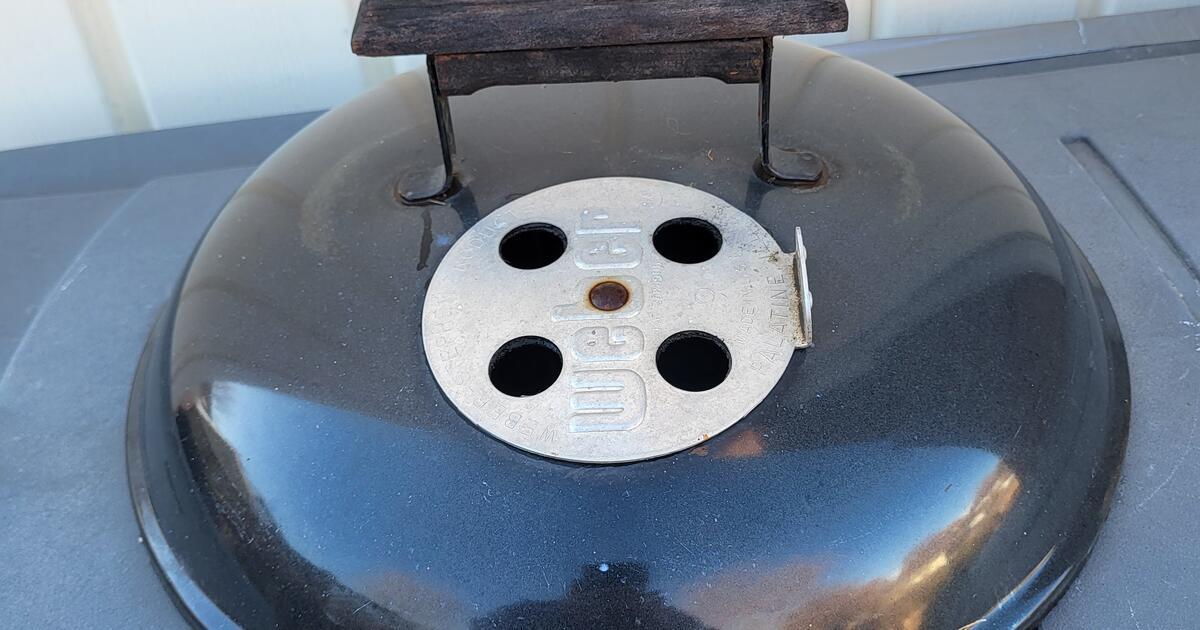 Weber Smokey Joe Grill Top (Lid) with Handle for $10 in Overland Park ...
