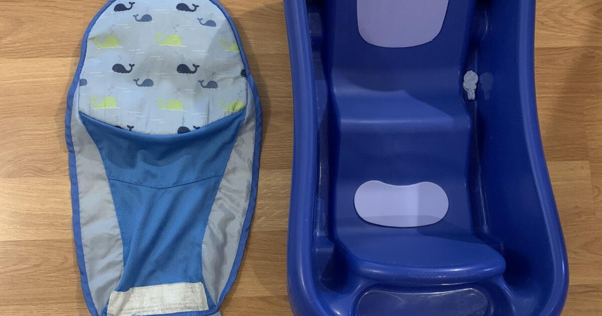 Newborn to Toddler Bathtub with Infant Sling for Free in Louisburg, NC