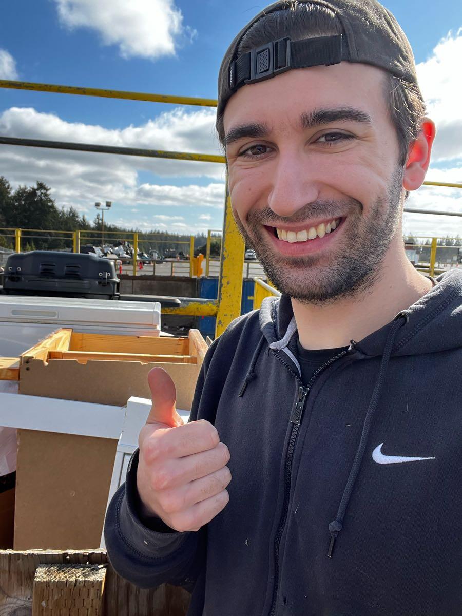 FREE ESTIMATE ! Junk/Clutter Removal ! for Free in Lacey, WA | For Sale