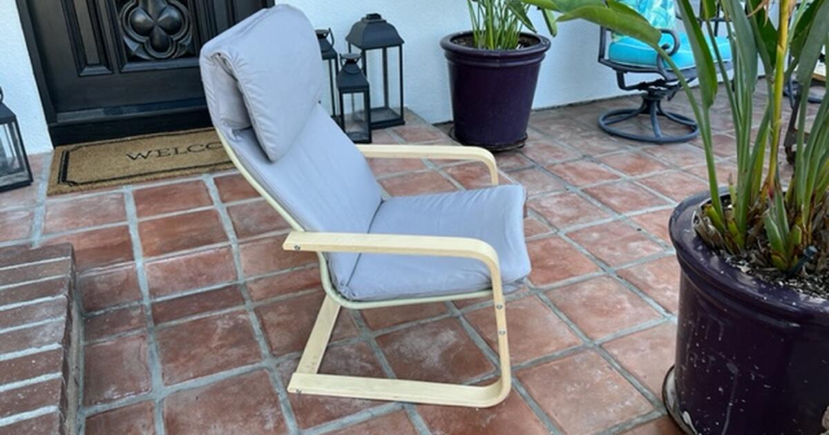 Ikea PELLO Chair w/Grey Cover Excellent Condition for 25 in San Juan