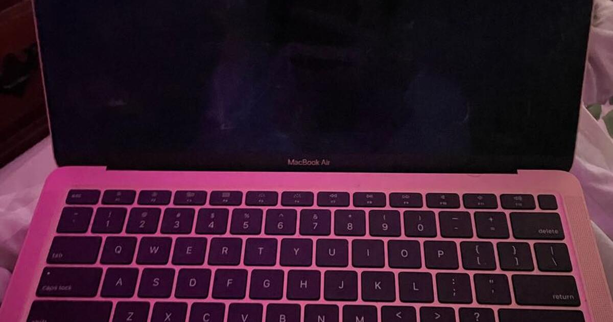 Rose Gold Macbook Air 13in for 150 in Chesapeake, VA For Sale & Free