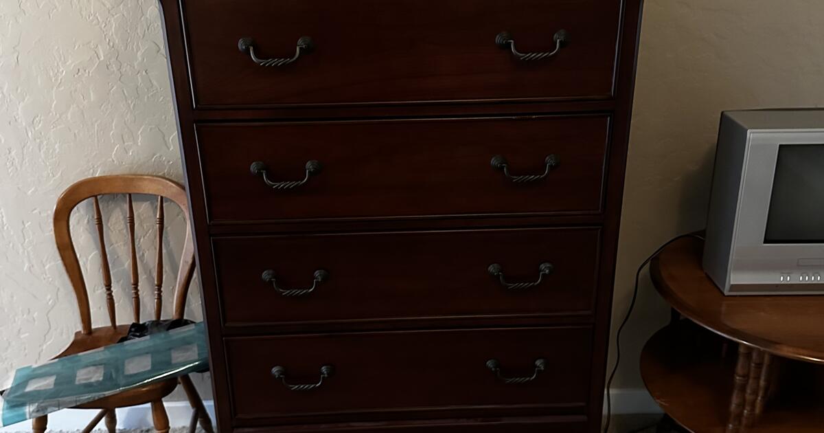 Estate Sale Furniture Available 12/15 and 12/16 for Free in Salem, OR