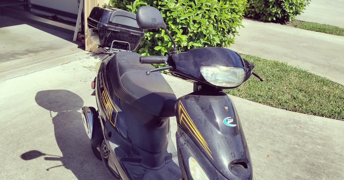 SCOOTER for Free in Hobe Sound, FL Finds — Nextdoor