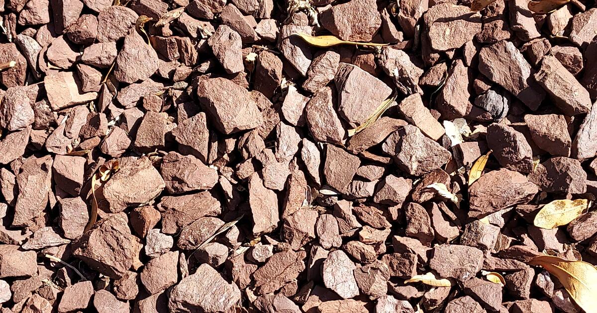 Red Landscape Rock For Free In Ocala Fl Finds — Nextdoor 0925