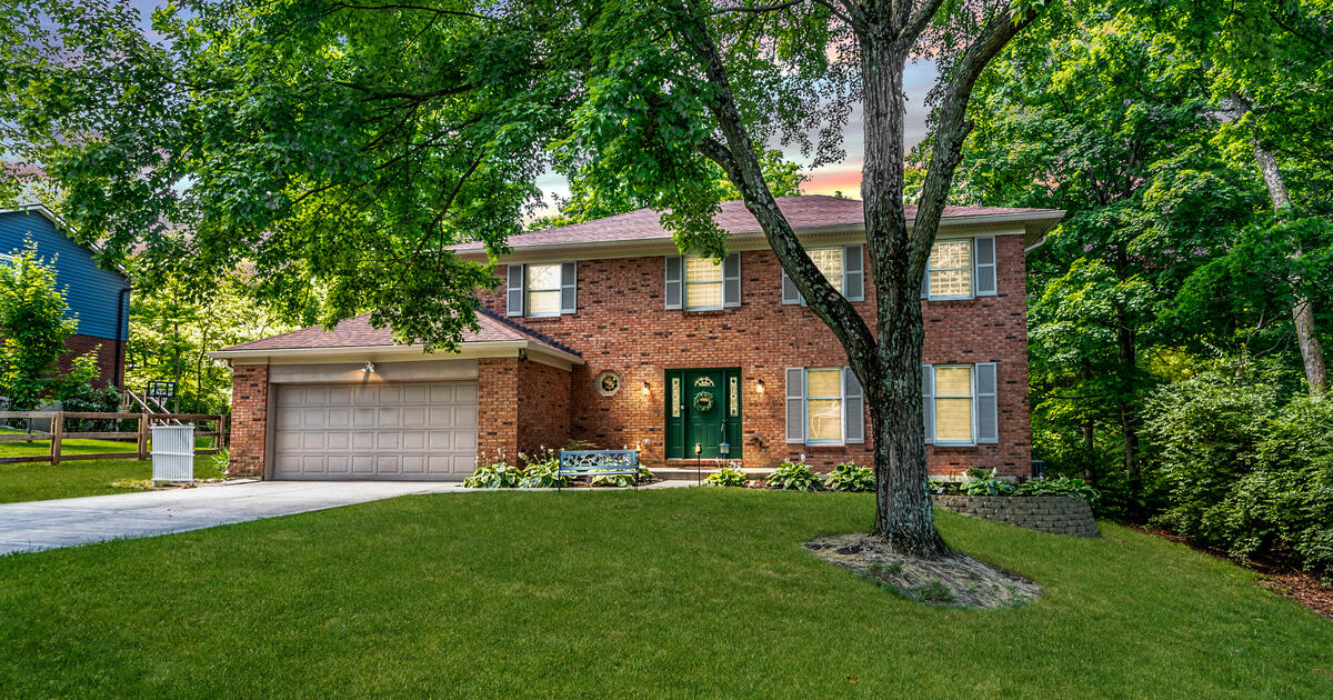 6 Bedroom Home 5647 Zaring Drive, West Chester, Ohio 45069 for