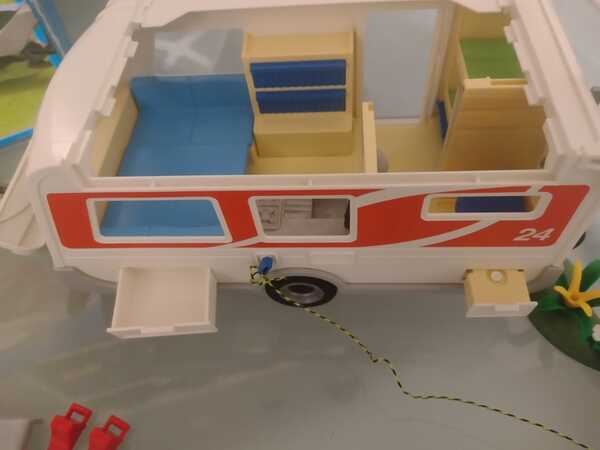 Playmobil 5434 Family Caravan Complete