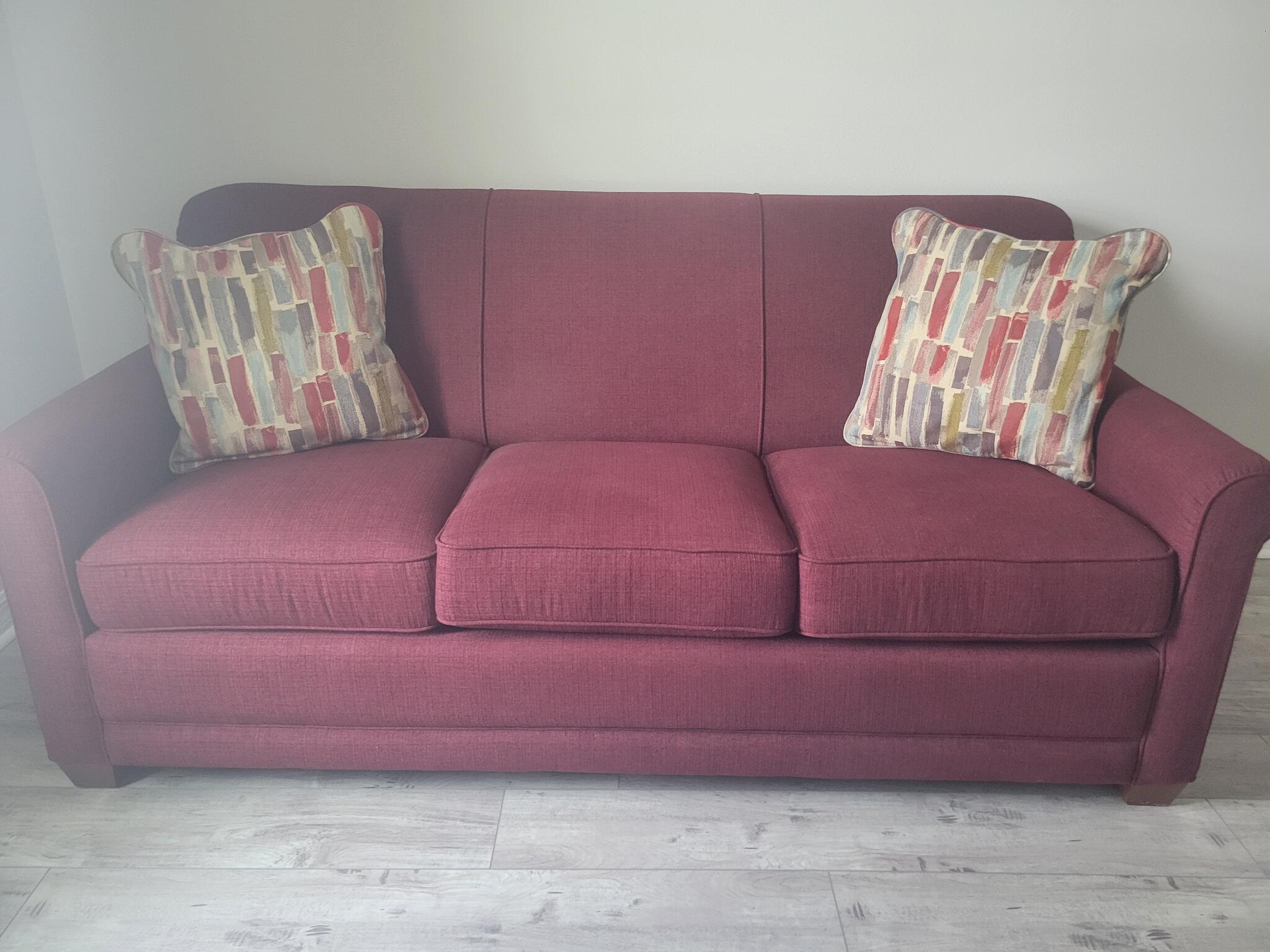 LazyBoy QUEEN Sofa Sleeper for 550 in Sun City Center, FL For Sale